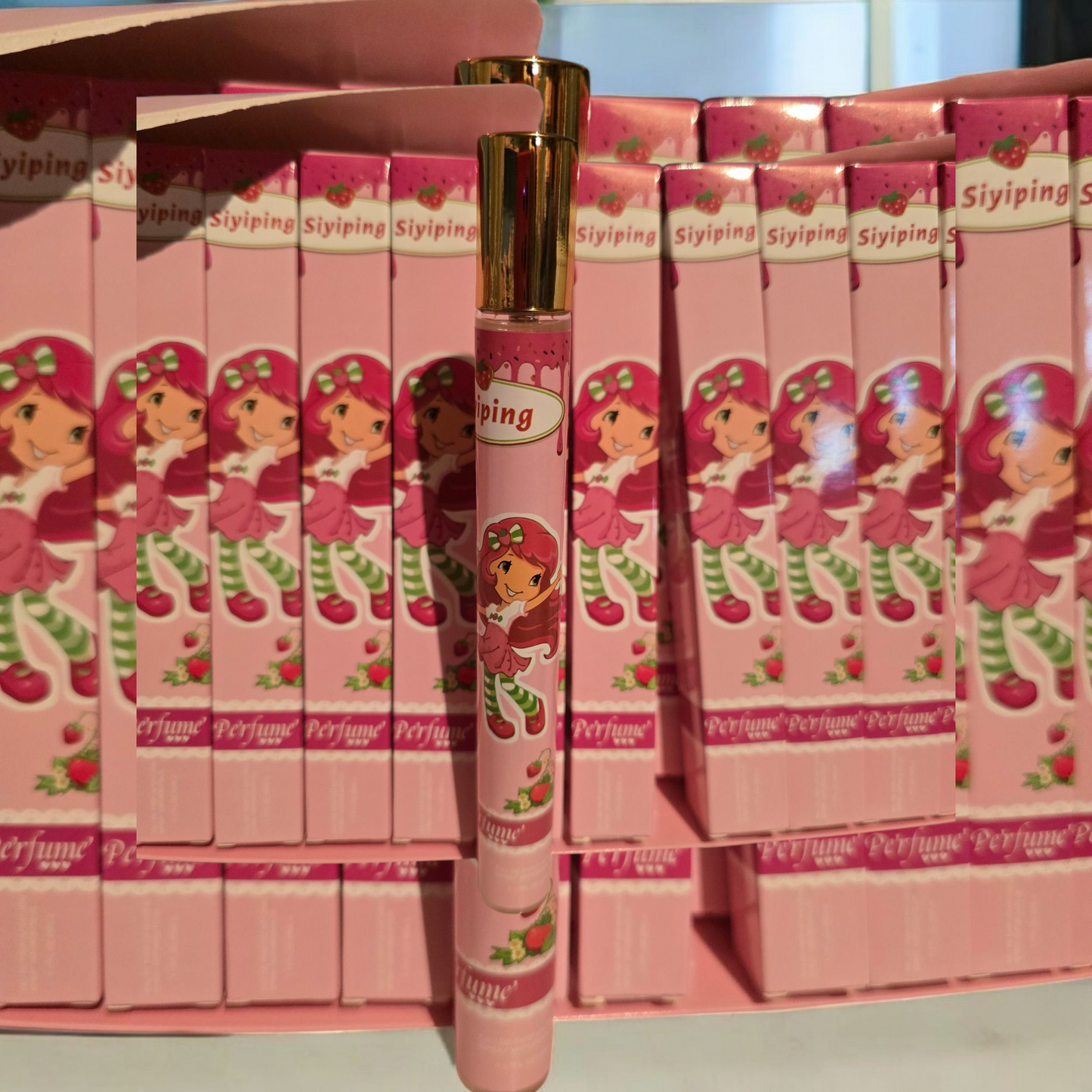 Perfume strawberry niña